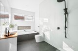 https://images.listonce.com.au/custom/160x/listings/47a-maurice-street-herne-hill-vic-3218/497/01972497_img_05.jpg?HF1TTqCT2Zk