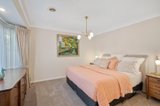 https://images.listonce.com.au/custom/160x/listings/48-alice-street-mount-waverley-vic-3149/079/01636079_img_09.jpg?BxIDWm4TGks