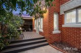 https://images.listonce.com.au/custom/160x/listings/48-balmoral-avenue-strathmore-vic-3041/433/01818433_img_11.jpg?NJwdW0HUhnY