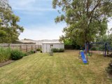 https://images.listonce.com.au/custom/160x/listings/48-barker-drive-mooroolbark-vic-3138/353/01524353_img_13.jpg?McLtlKMXpCA