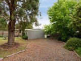 https://images.listonce.com.au/custom/160x/listings/48-barker-drive-mooroolbark-vic-3138/353/01524353_img_15.jpg?XMaiYckUAvo