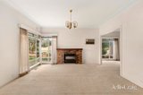 https://images.listonce.com.au/custom/160x/listings/48-carnarvon-road-strathmore-vic-3041/103/01927103_img_02.jpg?j347Ku9qXNI