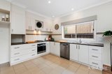 https://images.listonce.com.au/custom/160x/listings/48-clarendon-street-newtown-vic-3220/941/01907941_img_05.jpg?dNrfs9QVRJw