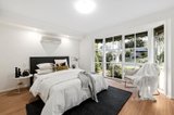 https://images.listonce.com.au/custom/160x/listings/48-crossman-drive-croydon-hills-vic-3136/529/01404529_img_09.jpg?cDVprGXnZtE