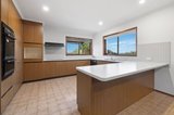 https://images.listonce.com.au/custom/160x/listings/48-crown-point-ridge-chirnside-park-vic-3116/123/01916123_img_04.jpg?F_vlR_LbHEg