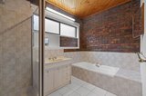 https://images.listonce.com.au/custom/160x/listings/48-crown-point-ridge-chirnside-park-vic-3116/123/01916123_img_07.jpg?o1FxYVaj9Cc