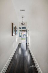 https://images.listonce.com.au/custom/160x/listings/48-emo-road-malvern-east-vic-3145/441/01162441_img_06.jpg?KiYvrGoqUj4