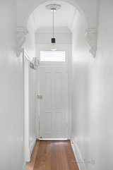 https://images.listonce.com.au/custom/160x/listings/48-gold-street-collingwood-vic-3066/598/00882598_img_05.jpg?iVyPPPhrxh0