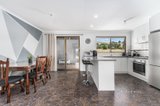 https://images.listonce.com.au/custom/160x/listings/48-kimberley-drive-waubra-vic-3352/658/01167658_img_05.jpg?IIblhjz6quQ