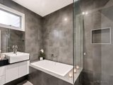 https://images.listonce.com.au/custom/160x/listings/48-lind-street-strathmore-vic-3041/766/01912766_img_05.jpg?VNiwi9b0CiE