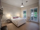 https://images.listonce.com.au/custom/160x/listings/48-moubray-street-albert-park-vic-3206/519/01087519_img_10.jpg?_auRiuLbwTA