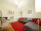 https://images.listonce.com.au/custom/160x/listings/48-raglan-street-south-melbourne-vic-3205/557/01087557_img_02.jpg?1eJbYS2BLvo