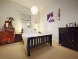 https://images.listonce.com.au/custom/160x/listings/48-raglan-street-south-melbourne-vic-3205/557/01087557_img_04.jpg?jFlCn9m_ASY