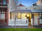 https://images.listonce.com.au/custom/160x/listings/48-raglan-street-south-melbourne-vic-3205/557/01087557_img_09.jpg?anKzZXz3MlY