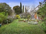 https://images.listonce.com.au/custom/160x/listings/48-rathmullen-quadrant-doncaster-vic-3108/670/01743670_img_07.jpg?u7T6ycb8ONc