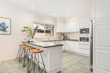 https://images.listonce.com.au/custom/160x/listings/48-simon-avenue-rowville-vic-3178/907/01902907_img_05.jpg?clDbIiS8PzY