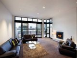 https://images.listonce.com.au/custom/160x/listings/48-south-wharf-drive-docklands-vic-3008/900/01731900_img_05.jpg?2tMtU8C9YQo