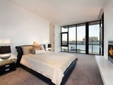 https://images.listonce.com.au/custom/160x/listings/48-south-wharf-drive-docklands-vic-3008/900/01731900_img_06.jpg?iPm_KBc4HHM