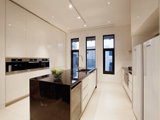 https://images.listonce.com.au/custom/160x/listings/48-south-wharf-drive-docklands-vic-3008/900/01731900_img_07.jpg?7vvxRSbVBHA