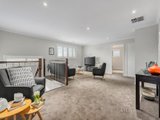 https://images.listonce.com.au/custom/160x/listings/48-the-range-boulevard-croydon-vic-3136/067/00621067_img_06.jpg?wT8e2Xr3zUw