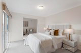 https://images.listonce.com.au/custom/160x/listings/48-thiele-street-doncaster-vic-3108/518/01559518_img_06.jpg?3qUoxaEaOvY