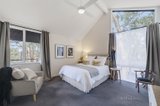 https://images.listonce.com.au/custom/160x/listings/48-view-hill-crescent-eltham-vic-3095/570/00843570_img_09.jpg?MIczUbUibMk