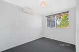 https://images.listonce.com.au/custom/160x/listings/48-winyard-drive-mooroolbark-vic-3138/876/01562876_img_07.jpg?tH8g6wFXPNs