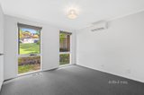 https://images.listonce.com.au/custom/160x/listings/48-winyard-drive-mooroolbark-vic-3138/876/01562876_img_08.jpg?HYZ7FMogn0E