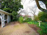 https://images.listonce.com.au/custom/160x/listings/48-wonga-road-ringwood-vic-3134/266/00620266_img_10.jpg?r-69UUXWqO0