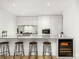 https://images.listonce.com.au/custom/160x/listings/480835-queens-bridge-street-southbank-vic-3006/056/01090056_img_03.jpg?bLw7pil_dDo