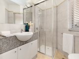 https://images.listonce.com.au/custom/160x/listings/481-marine-parade-elwood-vic-3184/753/01793753_img_08.jpg?yBsKr1GdOxk