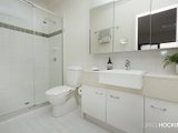 https://images.listonce.com.au/custom/160x/listings/48124-136-mason-street-newport-vic-3015/585/01203585_img_15.jpg?h2lnpbJRr-4