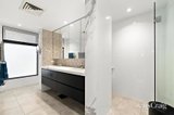 https://images.listonce.com.au/custom/160x/listings/482-new-street-brighton-vic-3186/933/01908933_img_14.jpg?MluhDDQxJyQ