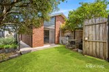 https://images.listonce.com.au/custom/160x/listings/483-85-drysdale-avenue-hamlyn-heights-vic-3215/001/01831001_img_04.jpg?-y6yU3PPcPY