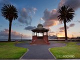 https://images.listonce.com.au/custom/160x/listings/4839-esplanade-east-port-melbourne-vic-3207/029/01088029_img_10.jpg?WZQ9iyiRoM0