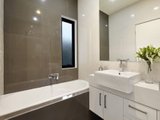https://images.listonce.com.au/custom/160x/listings/48a-graham-place-box-hill-vic-3128/640/01743640_img_06.jpg?JK-MxaZ0d6o