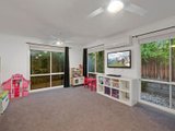 https://images.listonce.com.au/custom/160x/listings/48a-kimberley-drive-chirnside-park-vic-3116/487/01525487_img_13.jpg?w9tDct2ETeo