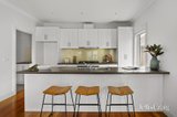 https://images.listonce.com.au/custom/160x/listings/48a-kingston-street-hampton-vic-3188/371/01980371_img_04.jpg?hJrvTHQtkWk