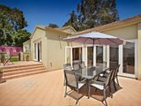 https://images.listonce.com.au/custom/160x/listings/48a-winfield-road-balwyn-north-vic-3104/768/01683768_img_09.jpg?fhnXpNIS02Q
