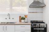 https://images.listonce.com.au/custom/160x/listings/49-11-arthur-street-sandringham-vic-3191/358/01732358_img_06.jpg?q6QxMPi8GJY