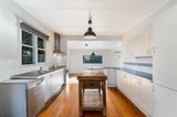 https://images.listonce.com.au/custom/160x/listings/49-anslow-street-woodend-vic-3442/406/01240406_img_03.jpg?NbbQJz2GCq8