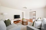 https://images.listonce.com.au/custom/160x/listings/49-blackburn-road-mooroolbark-vic-3138/077/01809077_img_03.jpg?69Epo34g2s4
