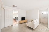 https://images.listonce.com.au/custom/160x/listings/49-blackburn-road-mooroolbark-vic-3138/077/01809077_img_11.jpg?ftzuOtdysl8