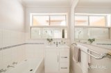 https://images.listonce.com.au/custom/160x/listings/49-blackburn-road-mooroolbark-vic-3138/077/01809077_img_13.jpg?hS2-5EMvCek