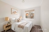 https://images.listonce.com.au/custom/160x/listings/49-blackburn-road-mooroolbark-vic-3138/077/01809077_img_14.jpg?qINPVjCh8MY