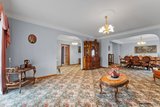 https://images.listonce.com.au/custom/160x/listings/49-brees-road-keilor-east-vic-3033/811/01747811_img_03.jpg?ka10r7ifHA4