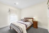 https://images.listonce.com.au/custom/160x/listings/49-charles-smith-drive-wonga-park-vic-3115/327/01602327_img_09.jpg?x4Ytzoc0avM