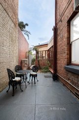 https://images.listonce.com.au/custom/160x/listings/49-chaucer-street-moonee-ponds-vic-3039/109/01199109_img_19.jpg?0nAxgf_jq4k