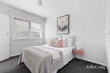 https://images.listonce.com.au/custom/160x/listings/49-clarke-street-elwood-vic-3184/374/01972374_img_04.jpg?VBecy0sBHt0