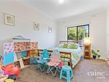 https://images.listonce.com.au/custom/160x/listings/49-clunes-road-creswick-vic-3363/642/01576642_img_06.jpg?fQJlsNA4TgI